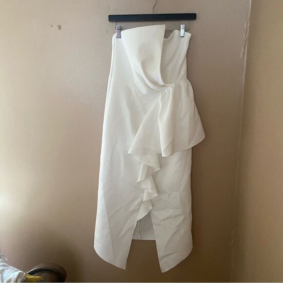 Elliatt Reception Dress white ivory midi asymmetrical wedding party Revolve M - Picture 7 of 11